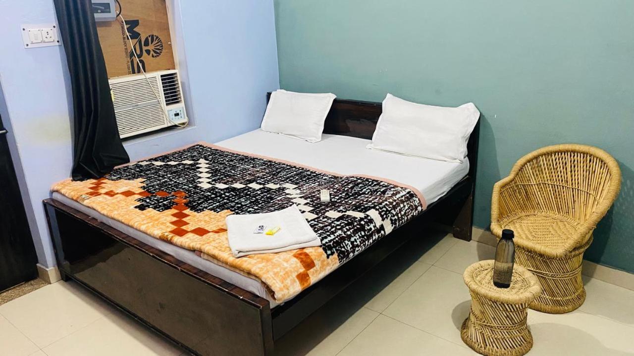 Ram Paying Guest House & Hostel Near By Krishna Janmabhoomi Mathura Extérieur photo